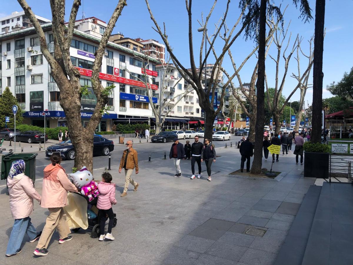 On The Street Of Bagdat Apartament